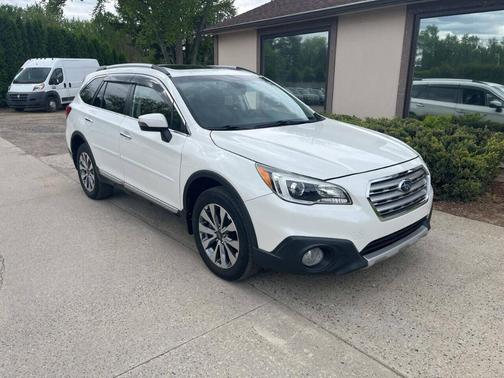 2017 Subaru Outback 2.5i Touring
