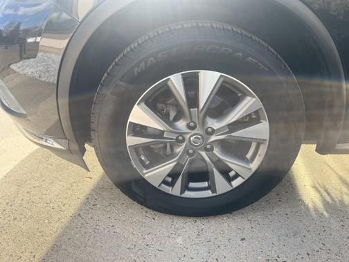 2017 Nissan Murano SV