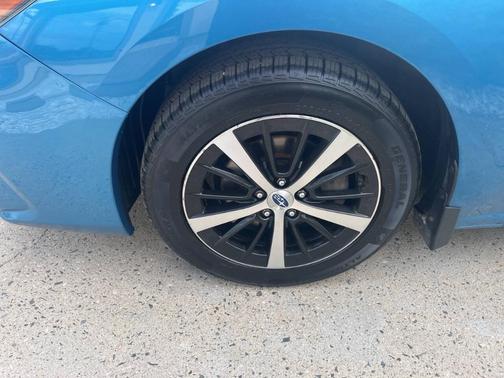 2019 Subaru Impreza 2.0i Premium