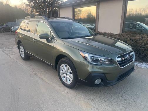 2019 Subaru Outback 2.5i Premium