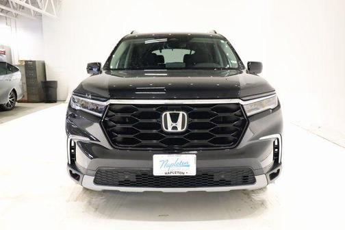 2023 Honda Pilot Touring 8-Passenger