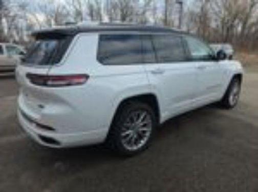 2023 Jeep Grand Cherokee L Summit