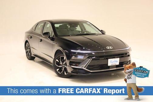Abyss Black 2025 Hyundai SONATA SEL