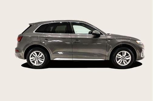 2023 Audi Q5 45 S line Premium