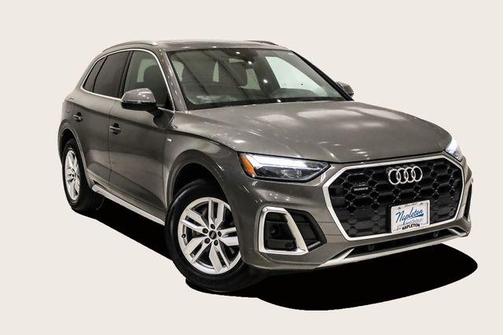 2023 Audi Q5 45 S line Premium