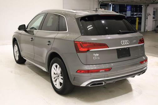 2023 Audi Q5 45 S line Premium