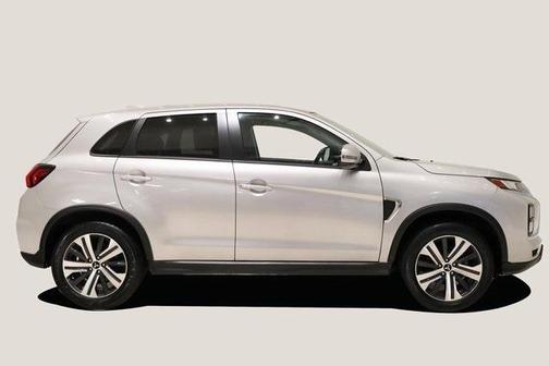 2023 Mitsubishi Outlander Sport SE