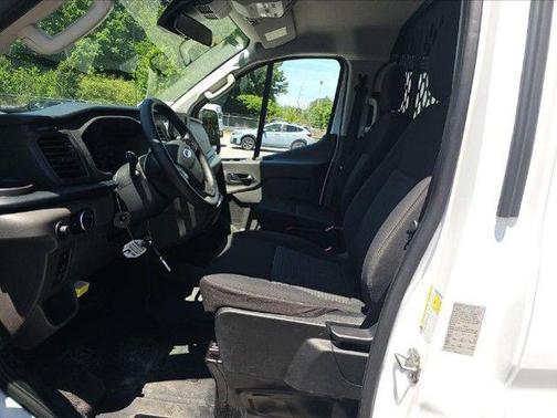Oxford White 2025 Ford Transit-250 Base
