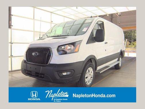 Oxford White 2025 Ford Transit-250 Base