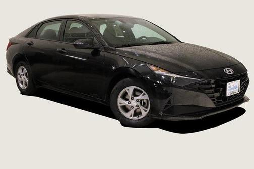 2023 Hyundai ELANTRA SE