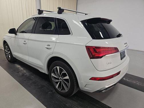 2022 Audi Q5 45 S line Premium