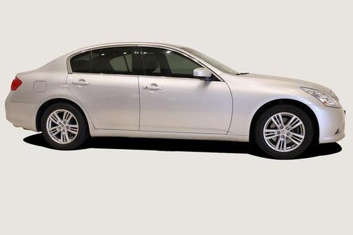 2012 INFINITI G37x Base