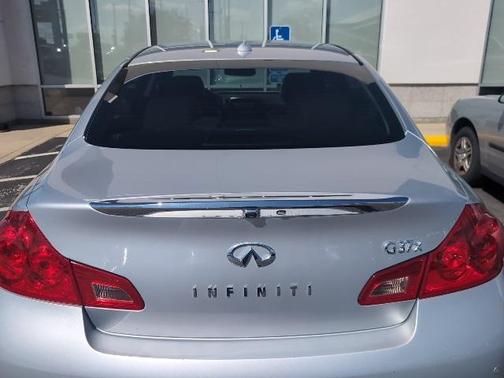2012 INFINITI G37x Base