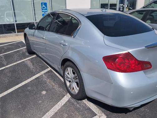 2012 INFINITI G37x Base