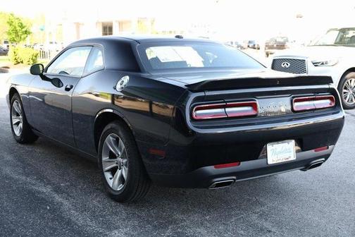 2022 Dodge Challenger SXT