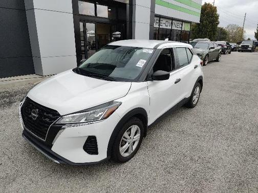 2023 Nissan Kicks S