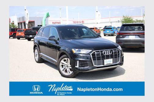 Black Metallic 2022 Audi Q7 55 Premium Plus