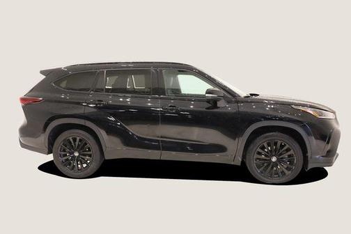 2024 Toyota Highlander XSE