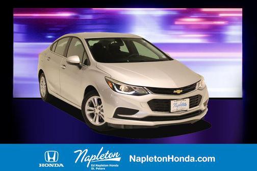 Silver Ice Metallic 2018 Chevrolet Cruze LT