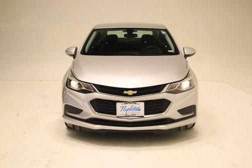 Silver Ice Metallic 2018 Chevrolet Cruze LT