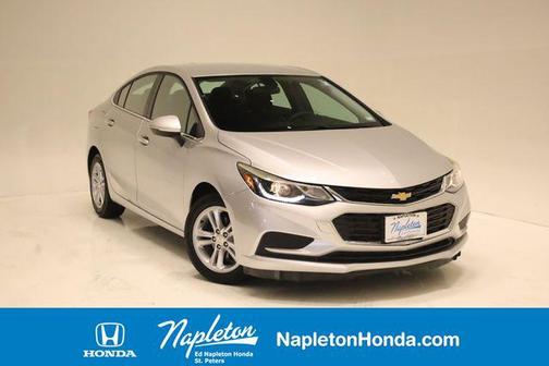 Silver Ice Metallic 2018 Chevrolet Cruze LT