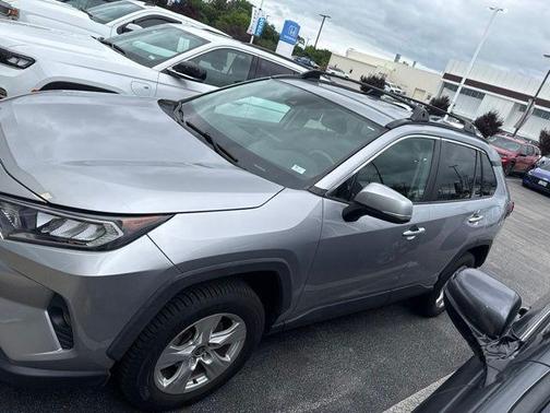 Silver Sky Metallic 2021 Toyota RAV4 XLE