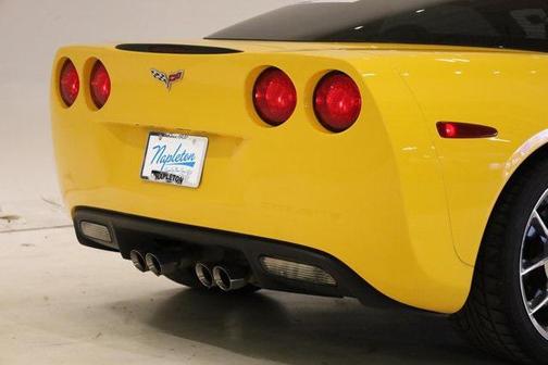 2005 Chevrolet Corvette Base