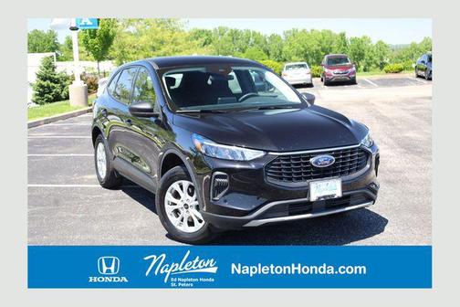 Black Metallic 2025 Ford Escape Active