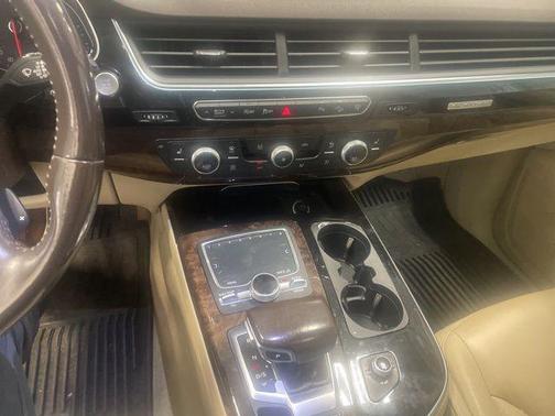 2017 Audi Q7 3.0T Premium