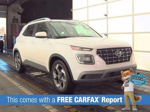 2024 Hyundai VENUE SEL