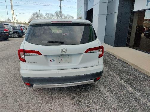 Platinum White Pearl 2020 Honda Pilot 2WD EX