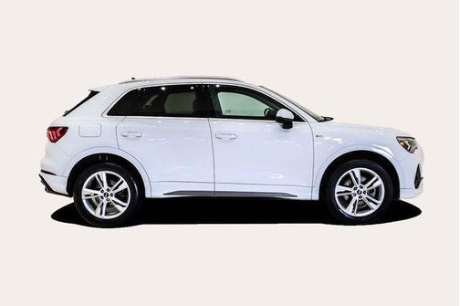 2022 Audi Q3 45 S line Premium Plus