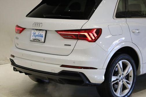 2022 Audi Q3 45 S line Premium Plus