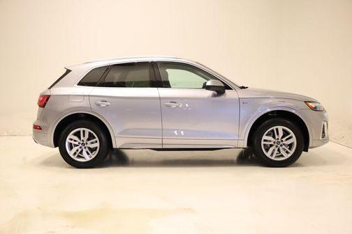 2023 Audi Q5 45 S line Premium