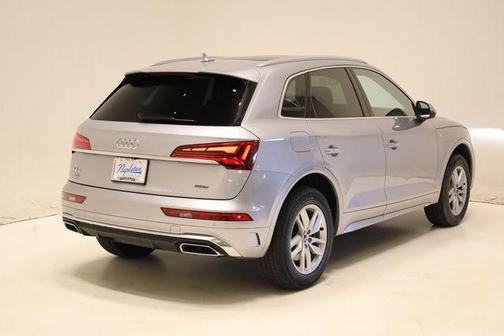 2023 Audi Q5 45 S line Premium