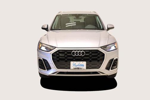 2023 Audi Q5 45 S line Premium