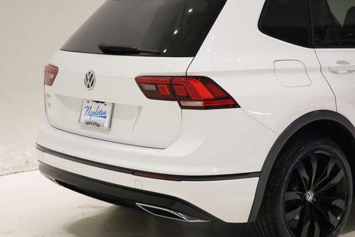 2020 Volkswagen Tiguan 2.0T SE R-Line Black