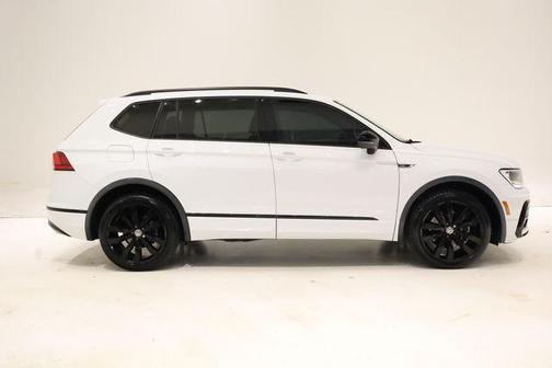 2020 Volkswagen Tiguan 2.0T SE R-Line Black