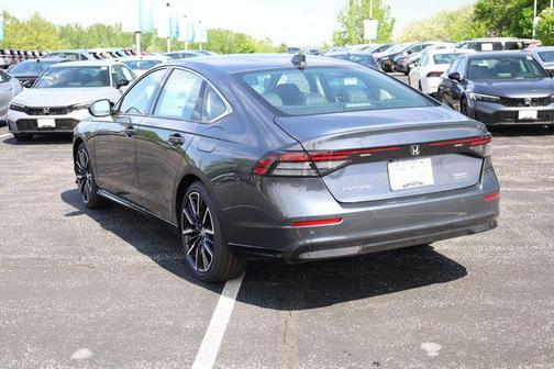 Meteorite 2026 Honda Accord Hybrid Touring
