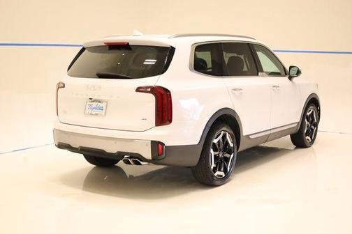 Glacial White Pearl 2025 Kia Telluride S