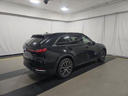 2025 Mazda CX-70 PHEV Premium Package