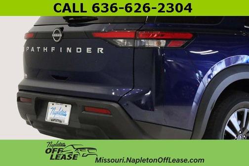 2022 Nissan Pathfinder S 2WD
