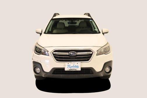 Crystal White Pearl 2019 Subaru Outback 2.5i Premium