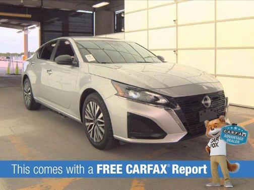 Brilliant Silver Metallic 2024 Nissan Altima 2.5 SV
