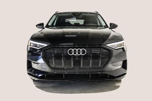 2021 Audi e-tron Premium