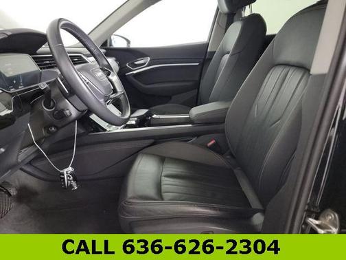 2021 Audi e-tron Premium