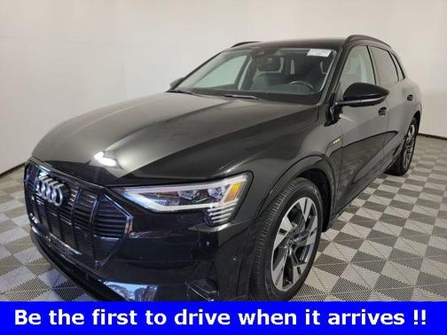 2021 Audi e-tron Premium