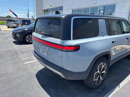 Rivian Blue 2023 Rivian R1S Launch Edition