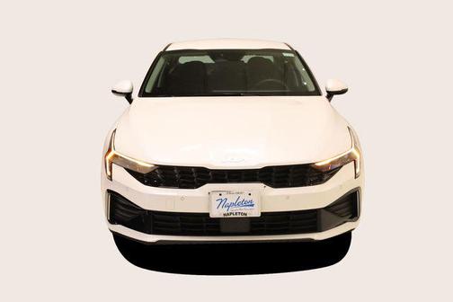 Snow White Pearl 2025 Kia K5 LXS