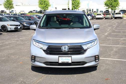 Lunar Silver Metallic 2023 Honda Odyssey Elite